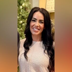 Meet your Posher, Gina